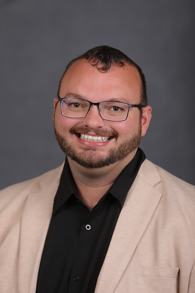 Profile picture of   Dr. Ryan Knuth
