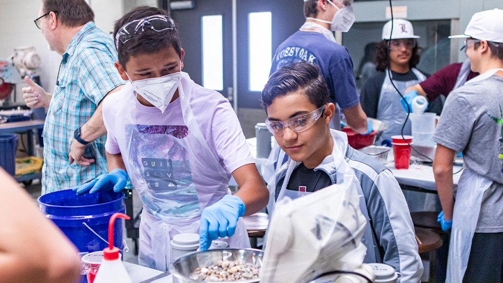 Students engage in activities hosted by the Frank H. Dotterweich College of Engineering.